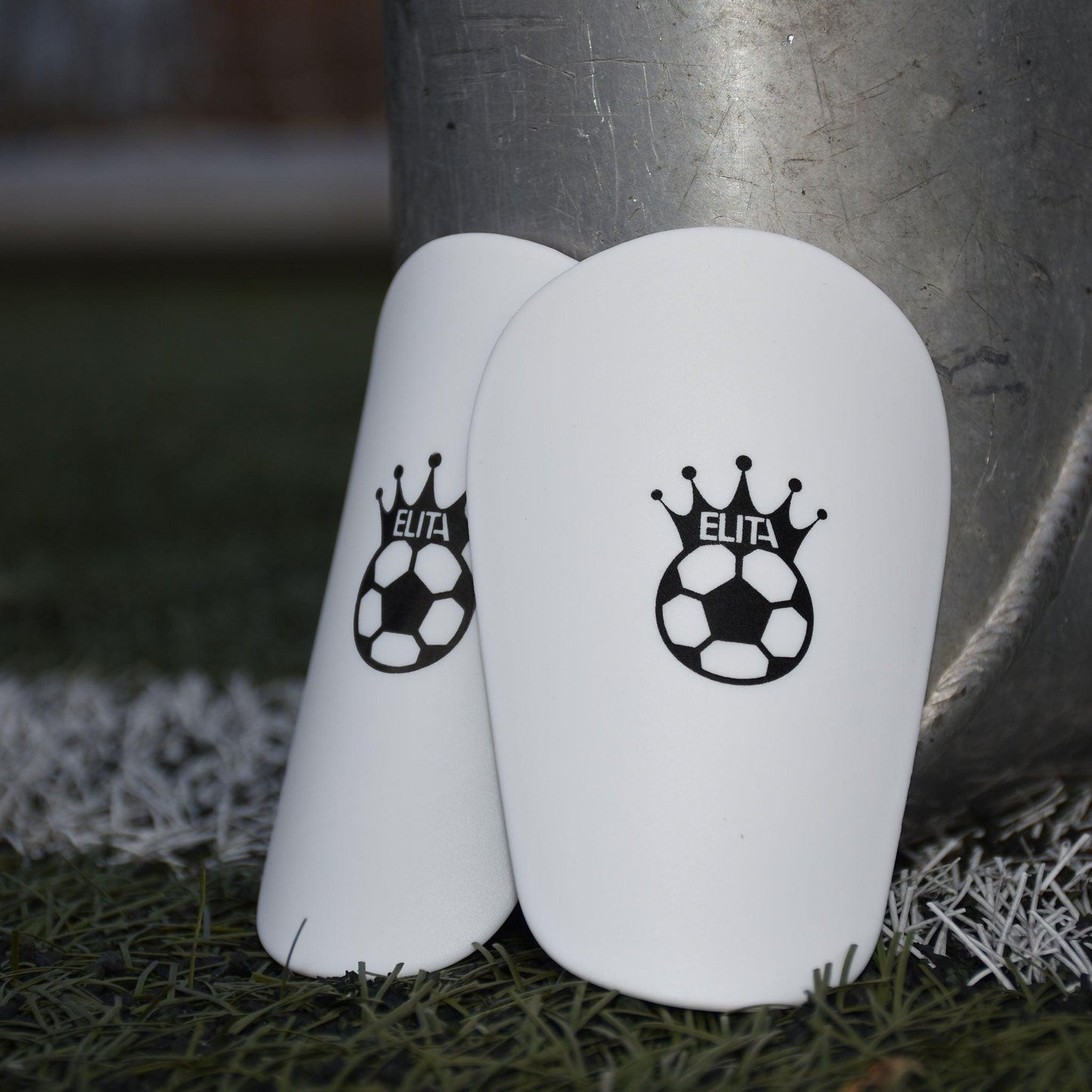 Mini Små Benskinner Mini Shin Pads Til Fodbold Football Soccer Lightweight Hvid White 10x6cm